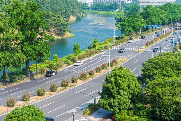 Private transfer to the New National Theatre