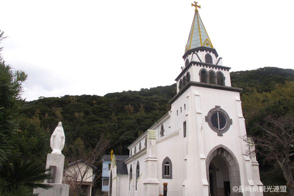 Hamawaki Church (view from car)