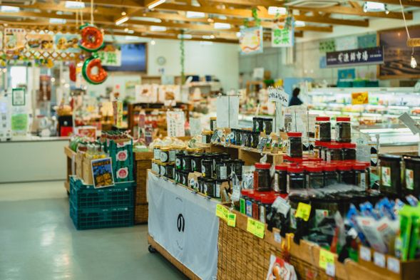 Shopping at Uto Marina(45 minutes)