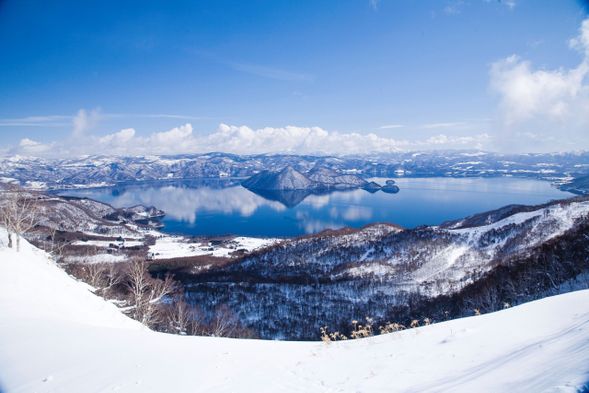 Lake Toya Silo Observatory – (Free Time & Shopping /25 min)
