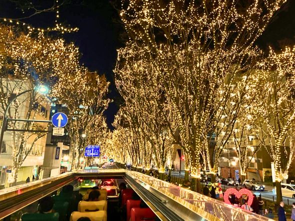 Sendai Pageant of Starlight from Open-Top Bus