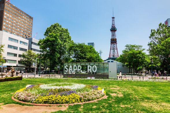 ▶Walk via Odori Koen Park
A place of relaxation for the tourists and Sapporo citizens.