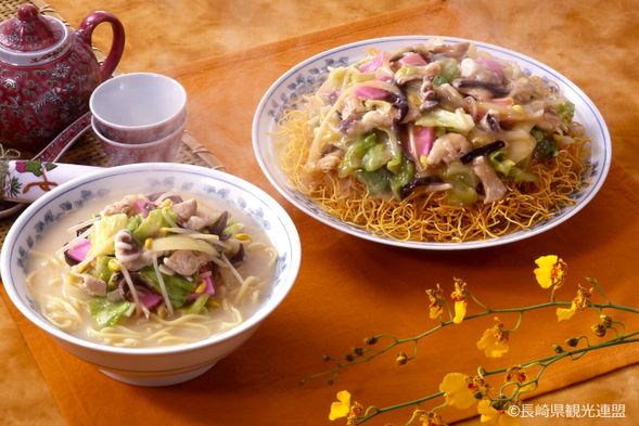 Lunch Time (60min)
We will guide you to a restaurant for lunch according to your request.
Please note that this photo is for reference purposes and features Nagasaki's famous dishes.