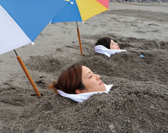 Sunamushi Onsen Saraku
Experience Ibusuki's famous hot sand bath !