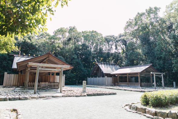 Munakata Taisha Hetsu-guu Shrine (90 minutes including local guide tour)