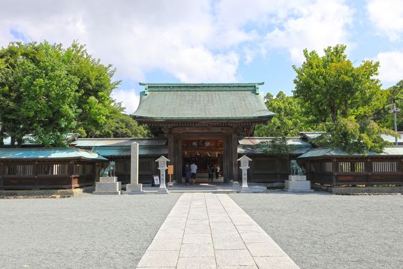 15:10–15:50 Munakata Taisha Shrine (approx. 40 minutes)