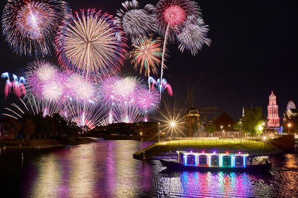 19:00 Huis Ten Bosch自由活動(大約5個小時)