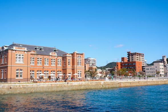 12:15 Mojiko Retro (75min)