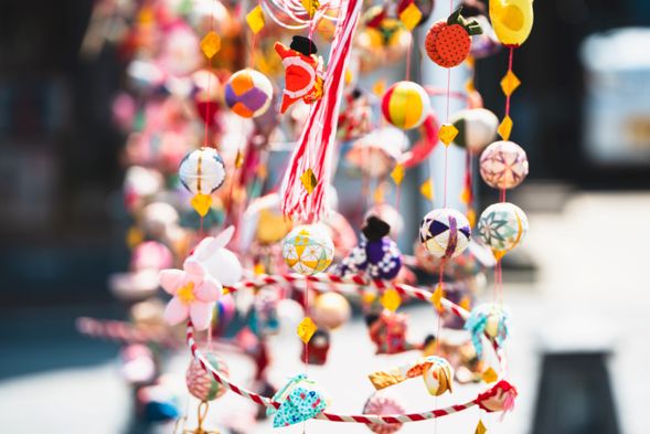 ** Stroll around the moat (Then take the train to Dazaifu)