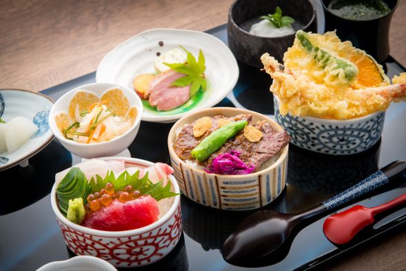 Please enjoy Amakusa gourmet food on your own.