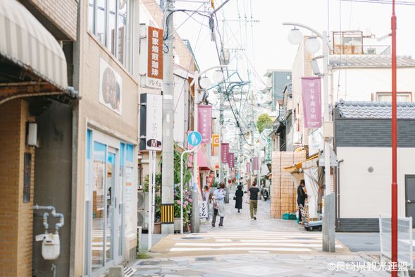 Arrive at Nakadori shopping street for Shopping ( 40 minutes )