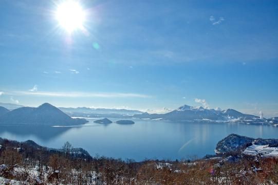 Toya National Park Silo Observation Deck (65 min)
(Lunch, Sightseeing & Shopping)
