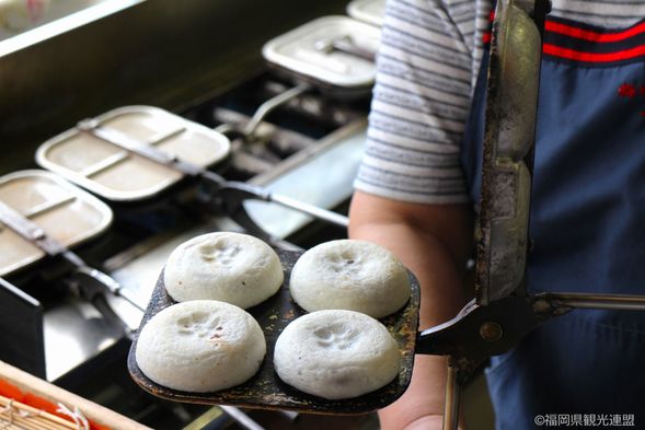 Get and Taste Dazaifu's Specialty Umegae-Mochi
We will give one piece to each participating guest.