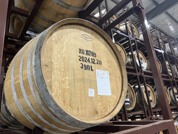13:30 Shindo Whiskey factory tour and tasting ( 120 minutes )