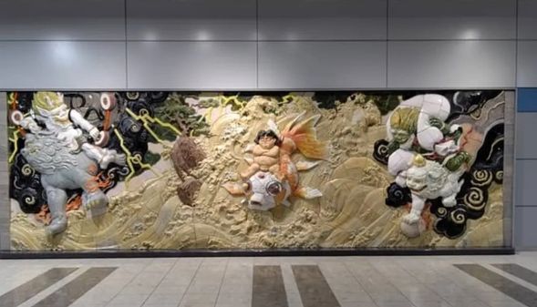 集合地點: 仙台機場 1 樓國際線到達口旁的大型壁畫前
導遊將手持寫有「HIS」字樣的藍色告示牌在現場等候您。