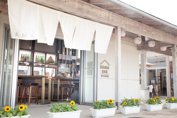 Hizen Hama Station HAMABAR / approx. 45 minutes
Tasting of 3 Saga Sakes + Cream Cheese with Kasuzuke