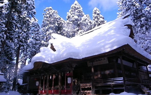 Kumano Taisha Shrine
(Visit the shrine known as the "Ise of Tohoku" / Approx. 30 min)