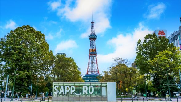 Sapporo TV Tower
We will enter the observation deck which stands at 90.38 meters above ground and offers splendid views over the city.
(The entrance fee is included)
