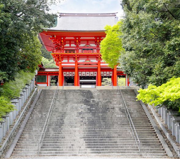 Omi Jingu Shrine (25 min)