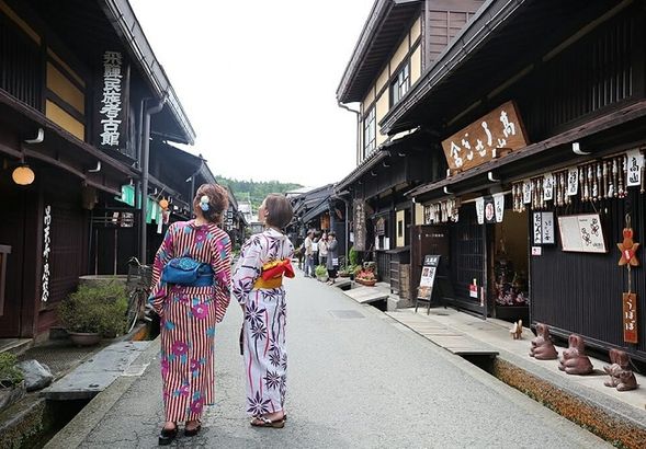 Hida Takayama (Free walk / approx. 90 min)