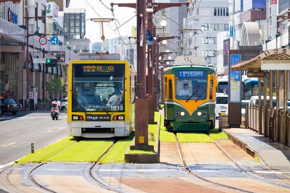 Local Tram Ride (Nostalgic Streetcar to Downtown)