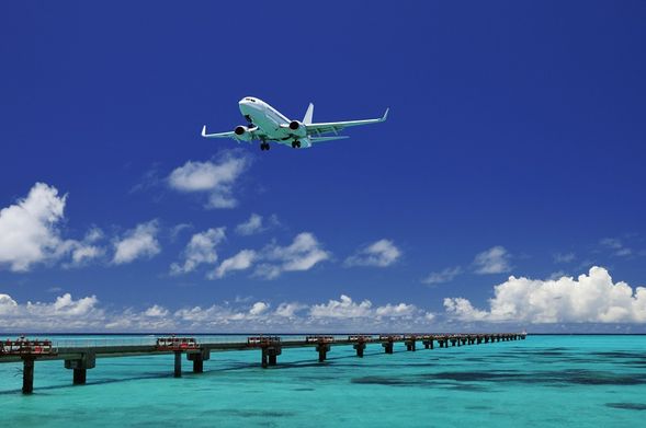 17END (approx. 30 min)
Visit the spectacular viewpoint on the north side of Shimojishima Airport runway.