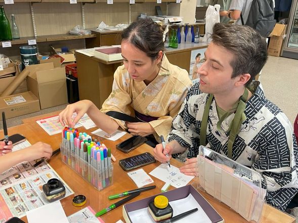 ※Local sake label making
※Hot spring egg making
※Famous confectionery Asano Kogetsudo and Darumaya Confectionery
※Footbath experience