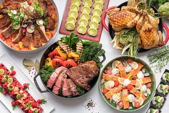 Villa Fontaine Grand Haneda Airport (60min.)
・Regarding the vegetarian option, lunch is buffet style, so please check the menu before eating by yourself.
・Please enjoy a buffet lunch at All Day Dining GRANDE AILE.
・Using seasonal ingredients, they offer a wide variety of dishes that can be enjoyed through their buffet or a la carte options. There are also menu items where the chef prepares dishes right in front of you in the kitchen.