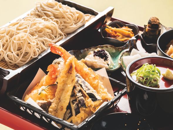 13:00 Lunch at Samurai Dining Busho Chaya