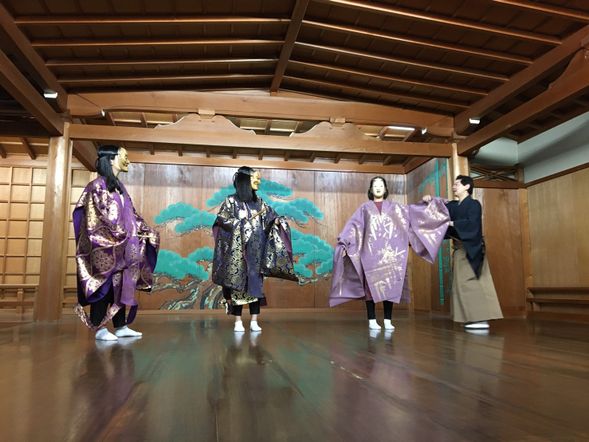 Morimoto Noh Stage
Authentic Noh Theater Experience with Interpretation guide included (duration 60 minutes)