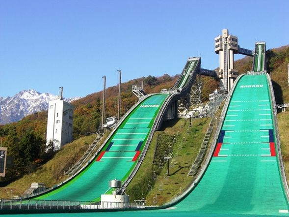 Hakuba Ski Jumping Stadium
(Visit the jump site used in a world-class international sporting event / approx. 30 minutes)