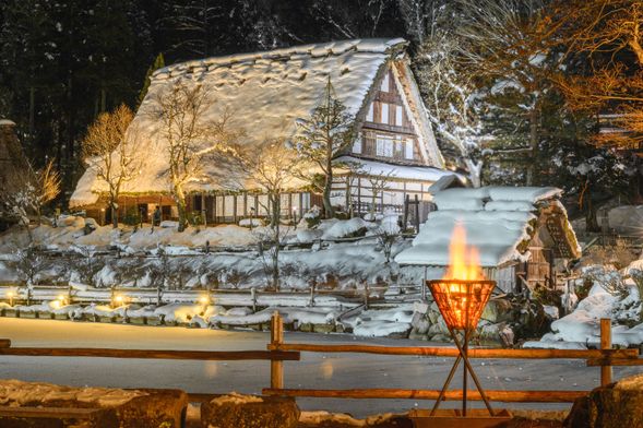 Hida no Sato(40mins)
★Winter Illumination
The light turn on at 5:30 PM
