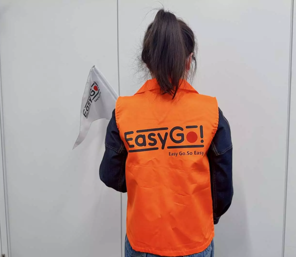 Please look for the "Easy Go" sign at the meeting point