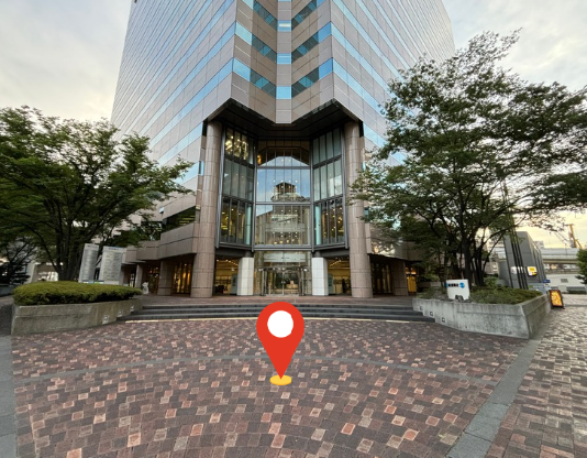 Meet your guide at Mainichi Newspaper Building in Umeda