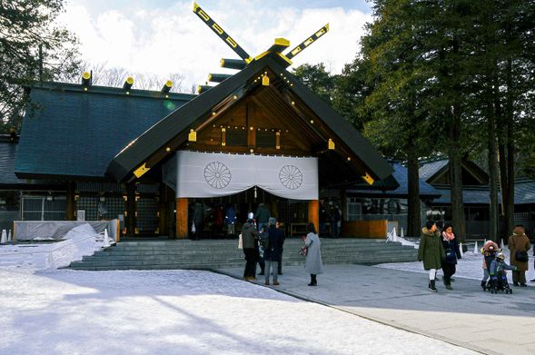 Hokkaido Shrine (Free sightseeing / approx. 45 min)