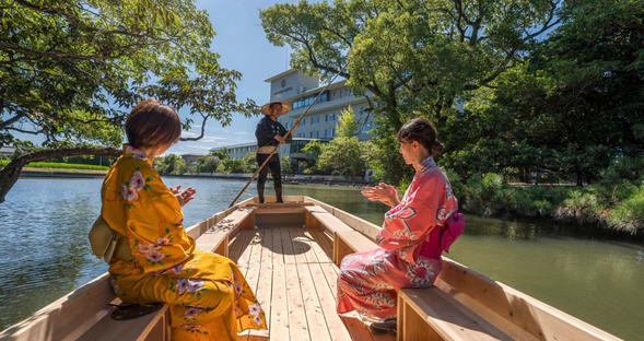 Yanagawa River Cruise Wearing Kimono