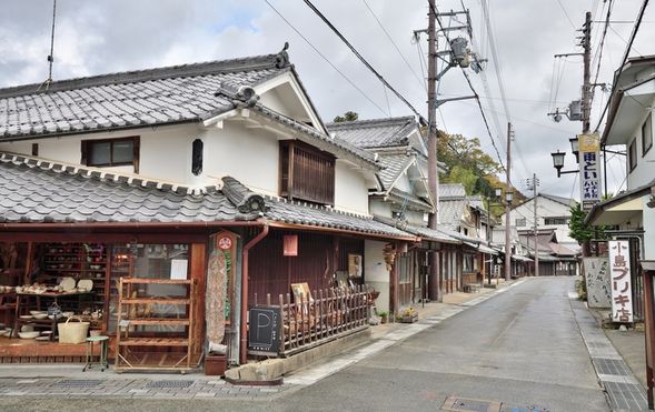 Sasayama Castle Town
(Free stroll and local gourmet exploration / approx. 60 minutes)
