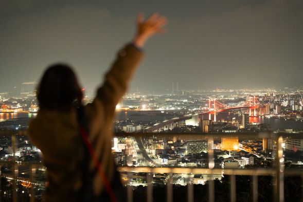 Recommended Night View Spot: Takatōsan Observation Deck (20-minute drive from Senjōjiki)
If you’ve booked a package that includes transportation, we’ll stop here (10-mins).