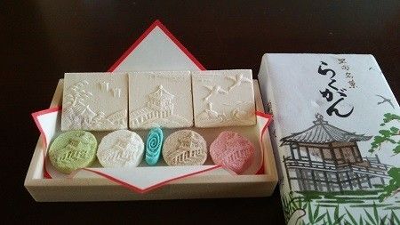 【金時堂】
近江八景「堅田の落雁」を基にした干菓子『らくがん』が有名な老舗。