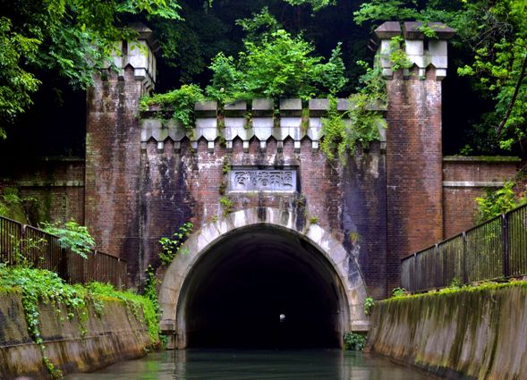 びわ湖疏水船で大津へ