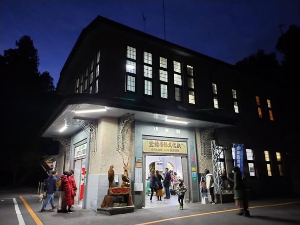 ケーブル坂本駅 出発