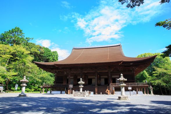 三井寺
特別拝観 国宝金堂内陣「千手観音と二十八部衆」