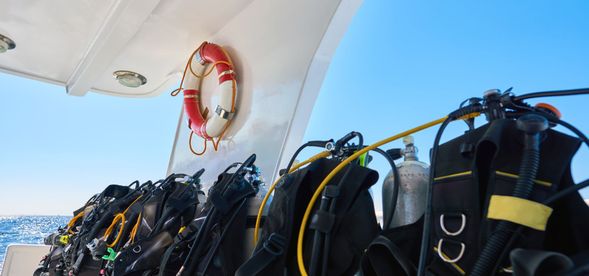 Continue your open water training until 17:00