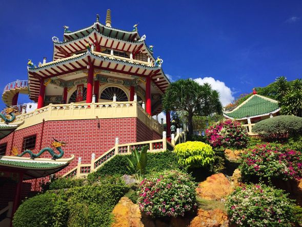 Visit Taoist Temple