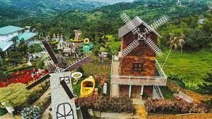 Tour start at 8am
Visit Sirao Flower Garden