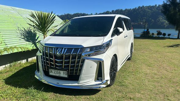 VIP Service
09.00 Pick Up lobby Hotel
09.30 Customize Tour
13.00 Lunch
18.00 Back to Hotel