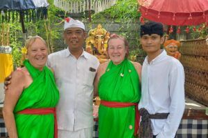 Healing Teraphy
09.00 Pick up At lobby Hotel
13.00 Healing Teraphy
14.00 Tirta Empul ( for full package )
15.00 Back To Hotel