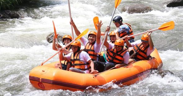 - Ubud Rafting -
08.00 - Pick up Hotel ( Kuta, Seminyak, Kerobokan, Canggu, Ubud, Jimbaran, Tuban, Sanur, and Denpasar )
Our driver will wait in the lobby at 08.00
09.00 - Arive At Ubud Ayung Rafting
11.00 - Finish
12-00 - Lunch
13.00 - Back To Hotel