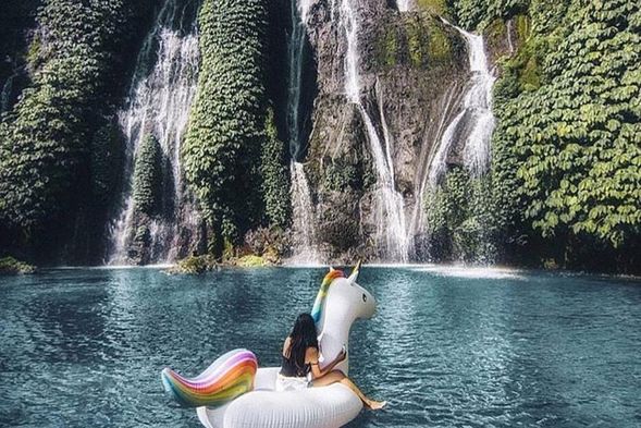 Seven Wonder Waterfall Trekking
08.00 Pick up Hotel
10.00 Waterfall Trekking
14.00 Lunch
15.00 Back To Hotel