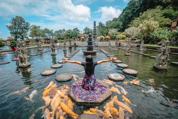 Tirta Gangga
You’ll then be whisked to Tirta Gangga, a former royal palace famous for its holy (and incredibly photogenic) water features and gardens.